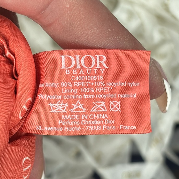 DIOR | ✨NEW✨ Summer 2024 Terry Cloth Wristlet in White and Terracotta - Picture 4 of 4